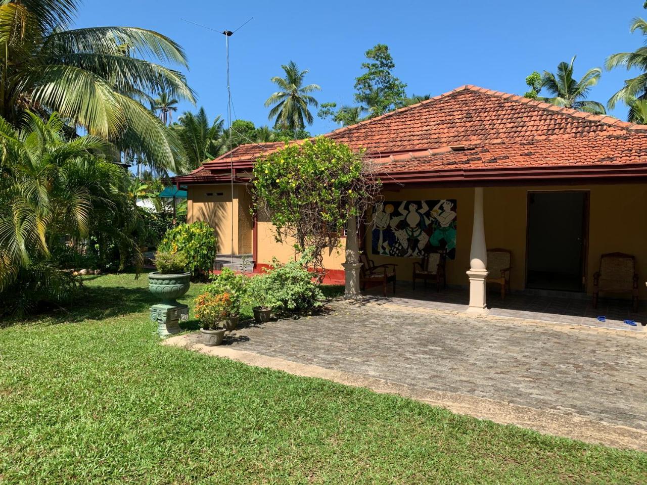 Bentota Villa Esterno foto